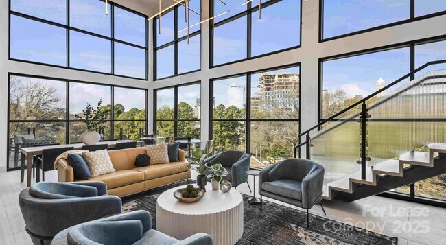 Building Photo - 1133 Harding Pl