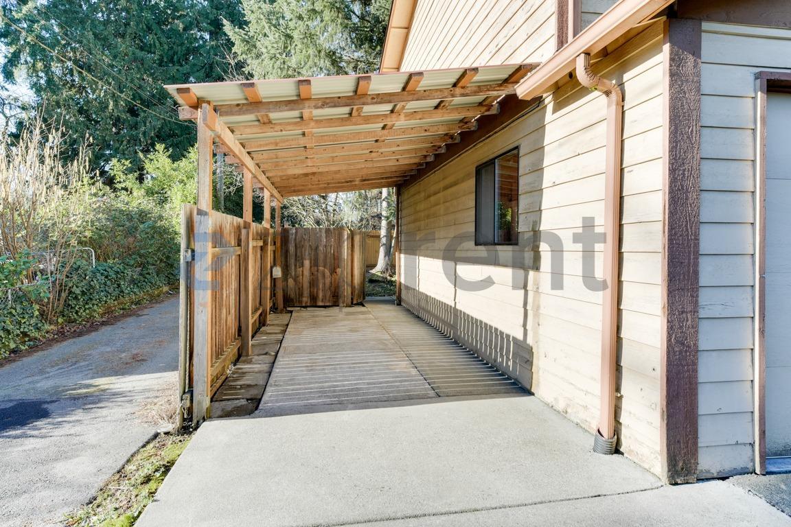 Building Photo - 14325 19th Ave NE