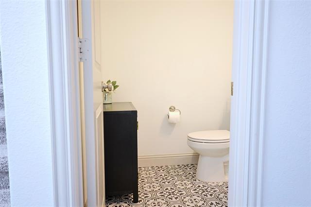 Building Photo - 1020 S Emil Pl