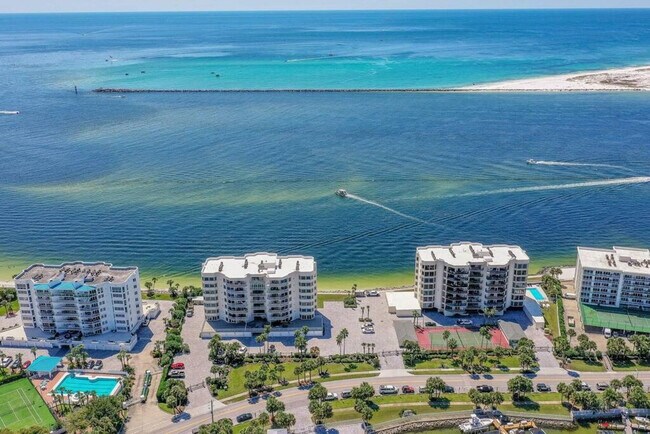 Building Photo - 343-277 Gulf Shore Drive-SI ID1502022P