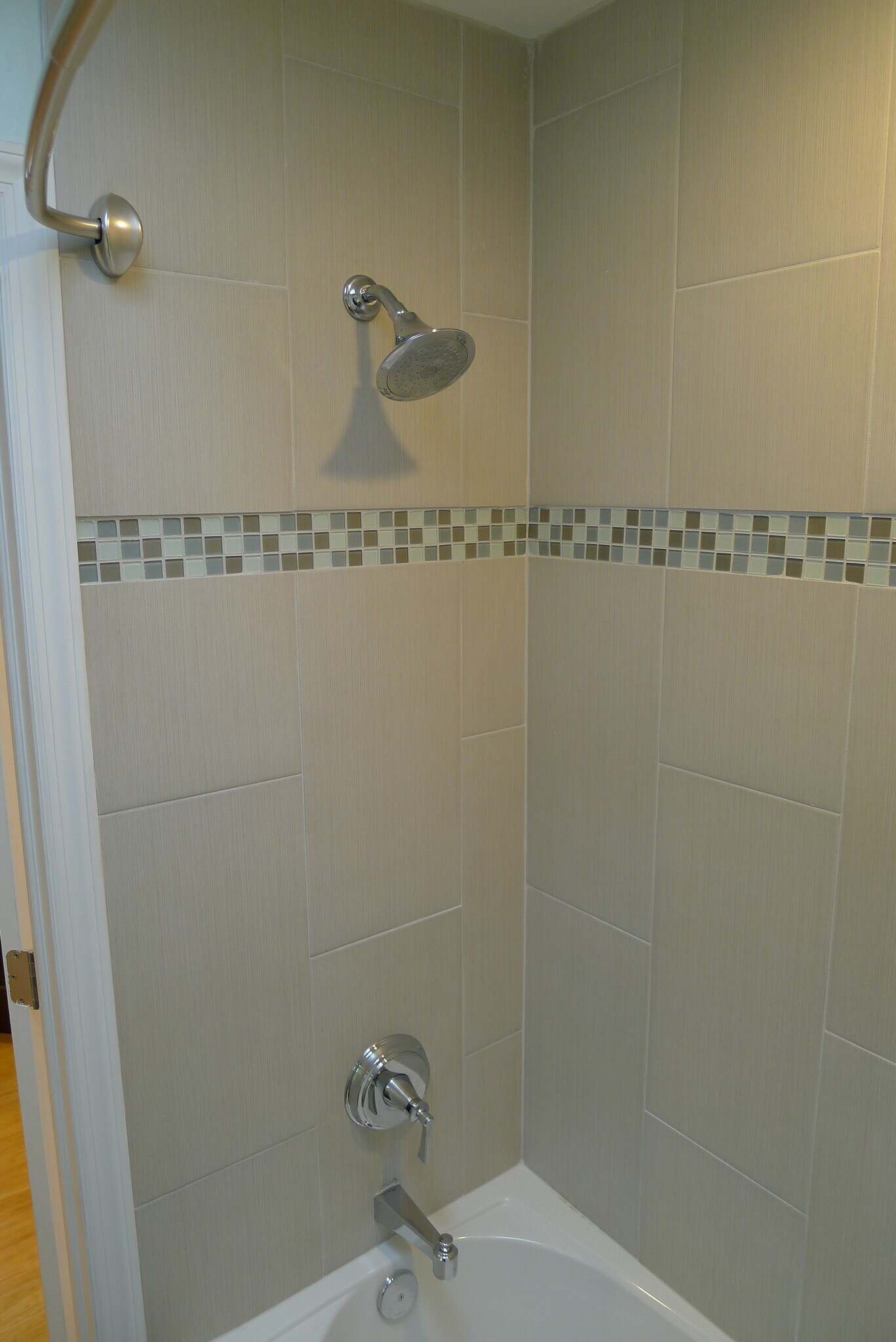 Building Photo - 278 Valley View Road