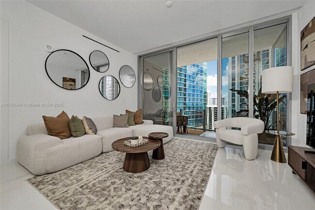 Building Photo - 300 Biscayne Blvd Way