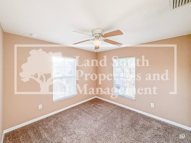 Building Photo - 5432 River Rock Rd