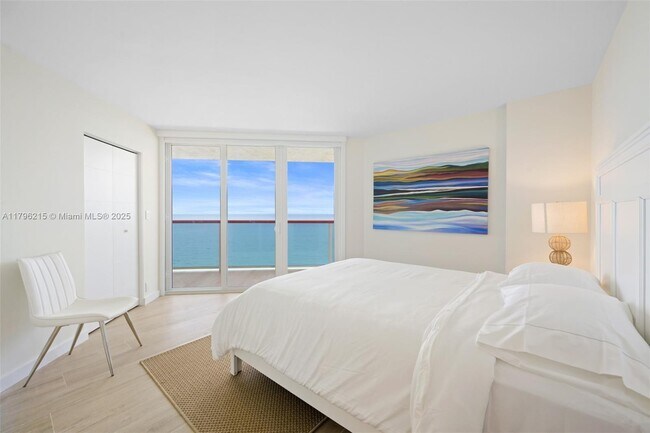 Building Photo - 6767 Collins Ave