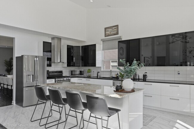 Building Photo - 1260 White Chapel Ln