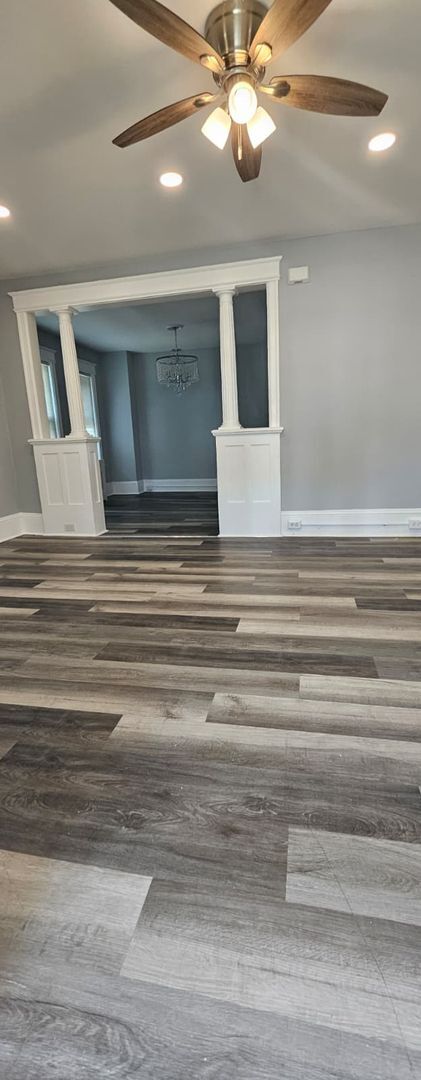 Building Photo - 4 BD 1.5 BA