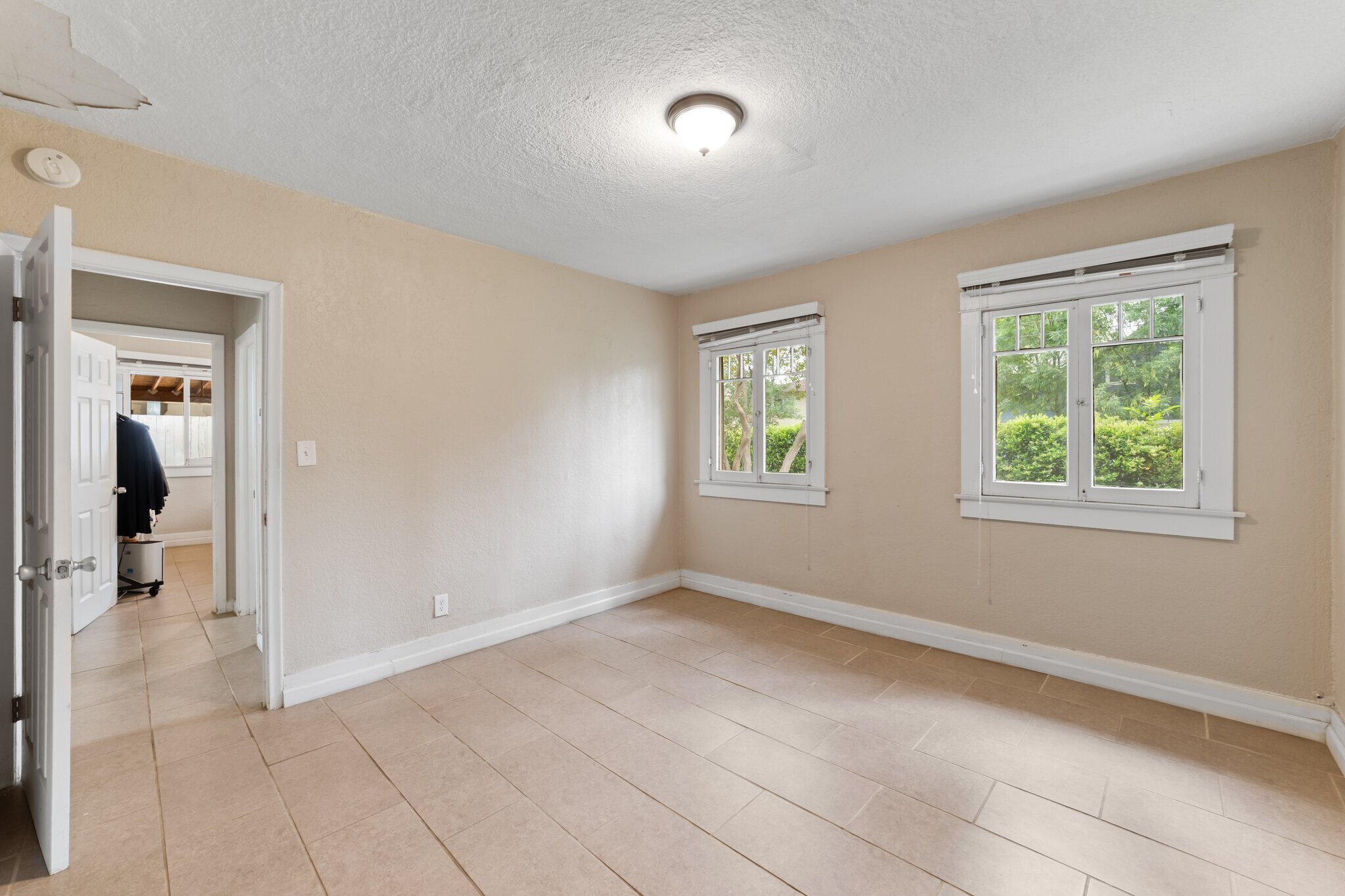 Building Photo - 4212 Locust St