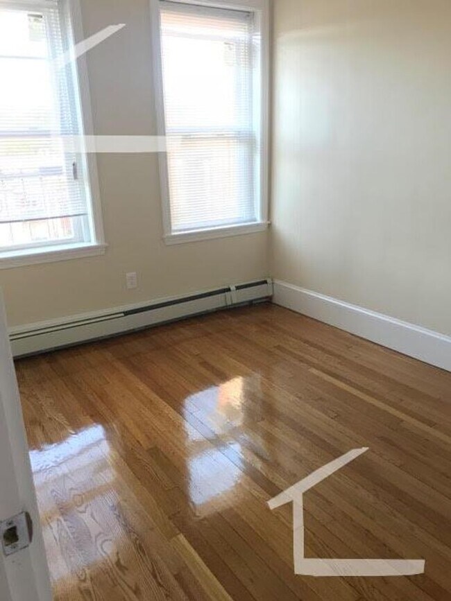 Building Photo - Check out this listing I# bed in Allston JUNE 1ST MOVE IN!!