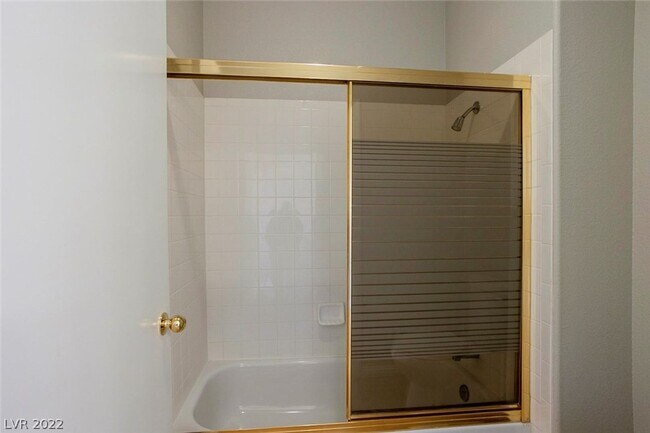 Building Photo - 1851 Hillpointe Rd