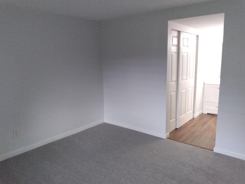 Building Photo - 26205 116th Ave SE