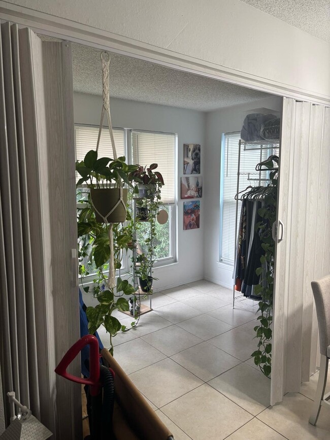 Building Photo - 2301 N Congress Ave