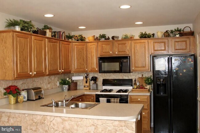 Building Photo - 228 Cobblestone Ln