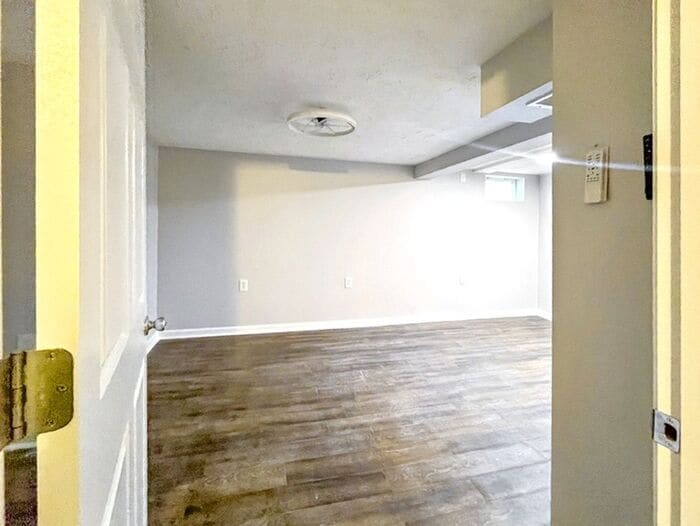 Building Photo - 3238 Krem Ave