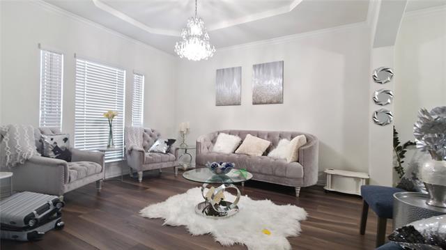 Building Photo - 358 Llano Dr