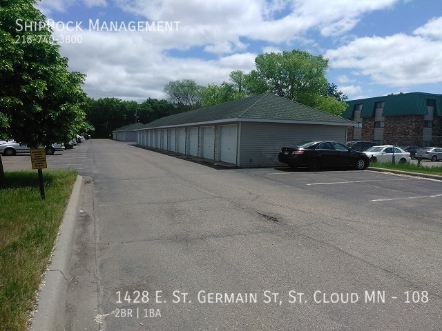 Building Photo - 1428 E St Germain St