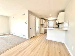 Building Photo - 1063 Tacoma St