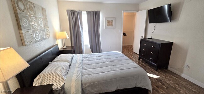 Building Photo - 2300 E Silverado Ranch Blvd