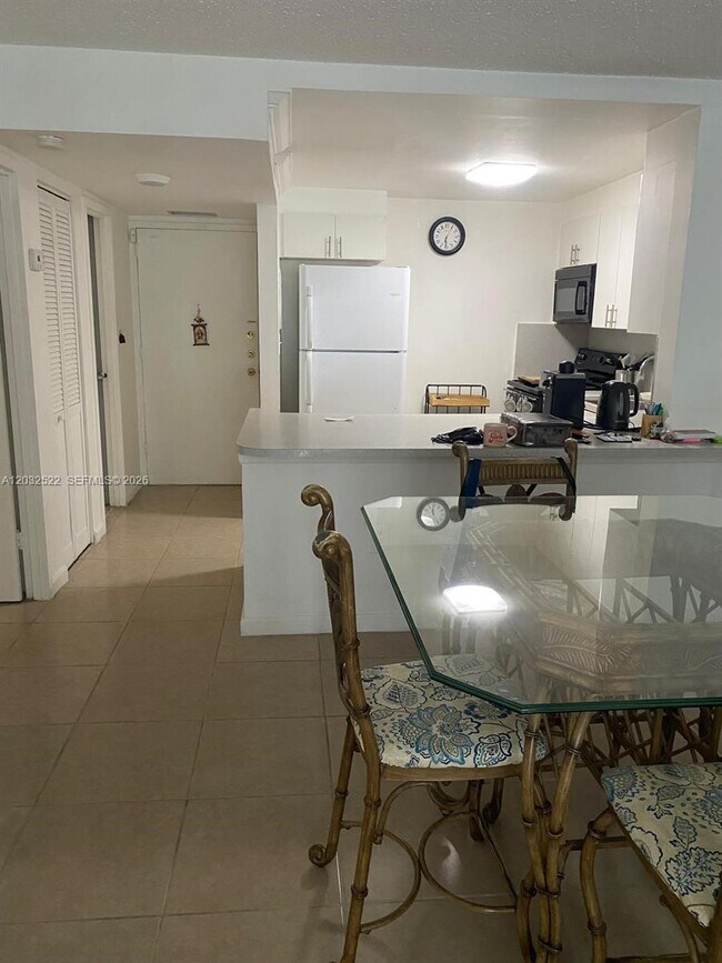 Building Photo - 13155 Ixora Ct
