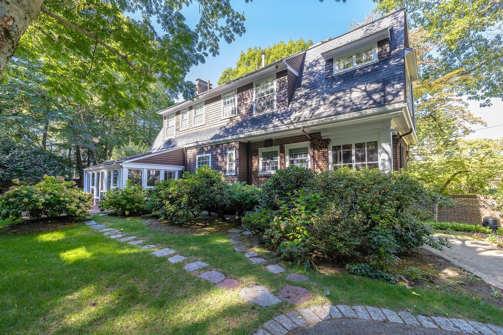 Building Photo - 30 Cheswick Rd