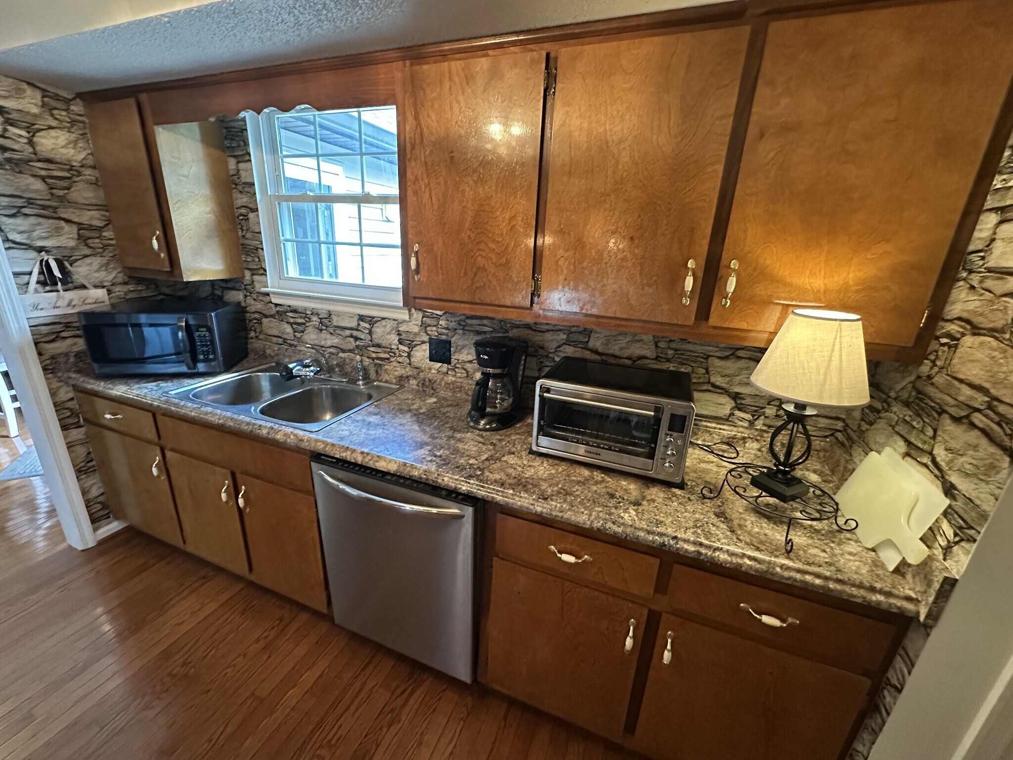 Building Photo - 808 Water View Ter