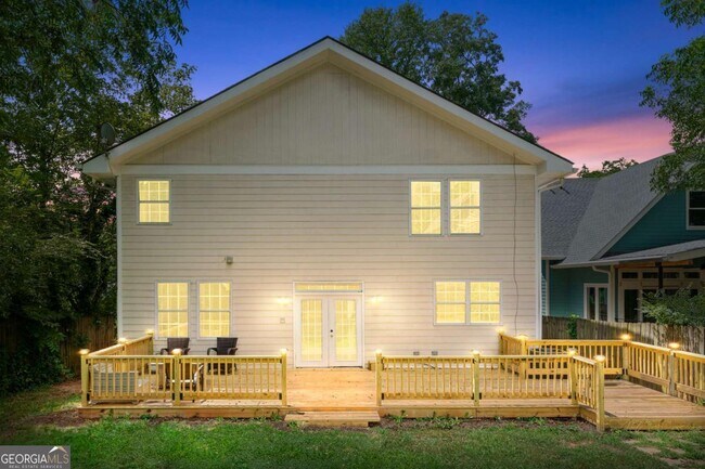 Building Photo - 1578 Lincoln Ave SE