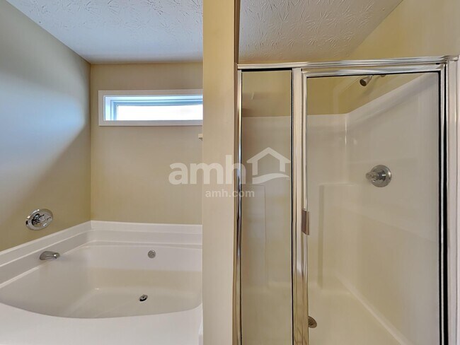 Building Photo - 110 Plumeria St