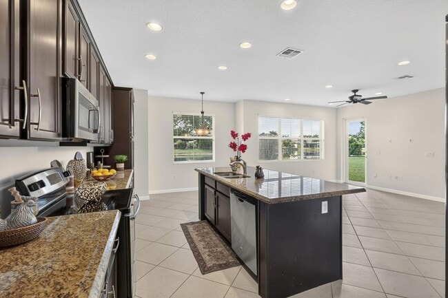 Building Photo - 2916 Payson Way