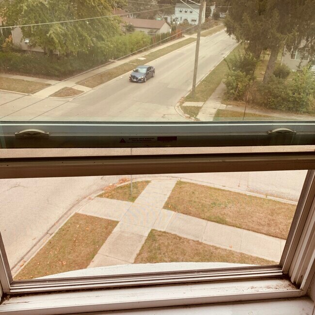 Building Photo - 2900 Enoch Ave