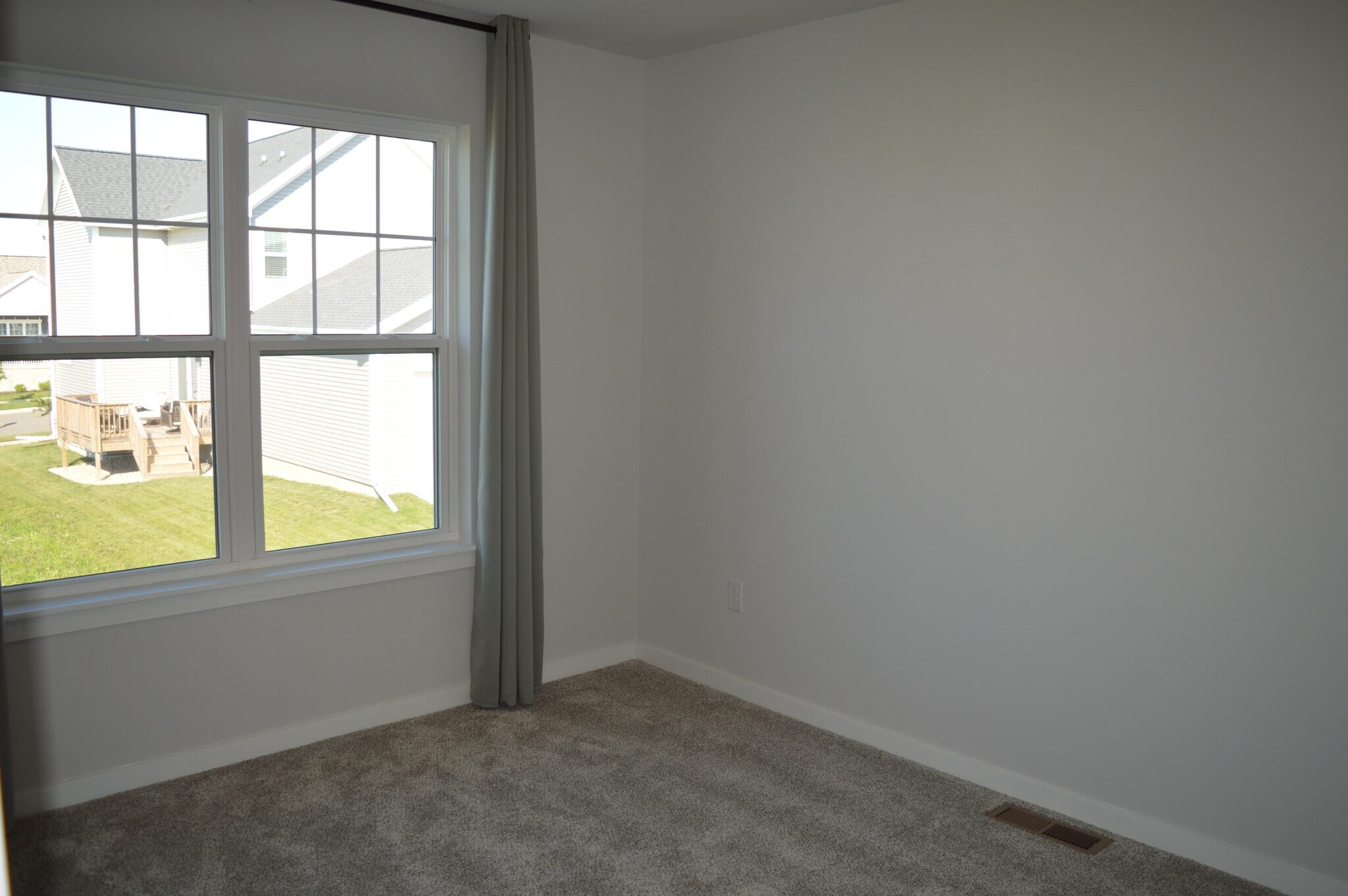 Building Photo - 4832 Lacy Rd