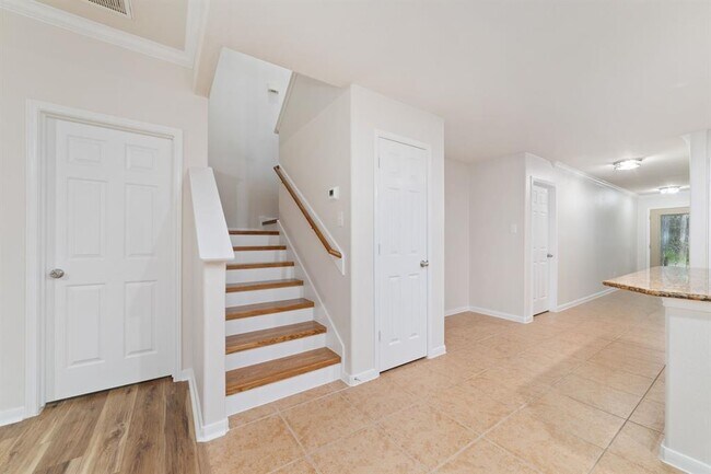 Building Photo - 26610 Marble Falls Bend