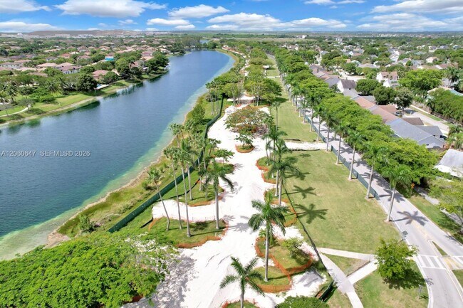 Building Photo - 8885 SW 221st Terrace