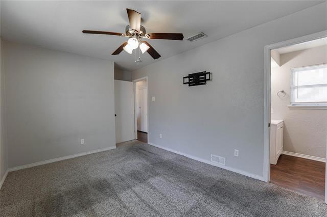 Building Photo - 315 Memory Ln