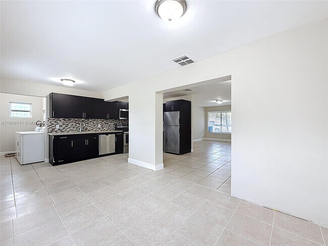 Building Photo - 1777 NW 34th Ave
