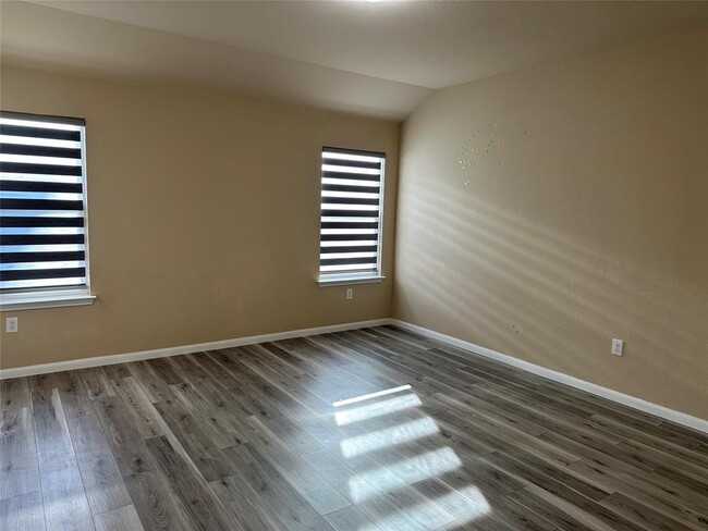 Building Photo - 3505 Stephans St