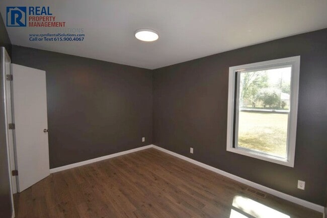Building Photo - 401 Dunnaway St