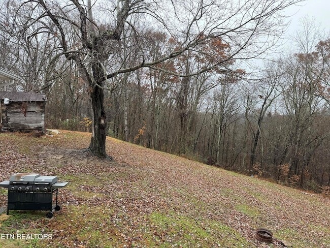 Building Photo - 152 Country Way Dr