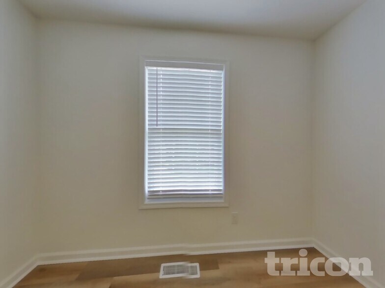 Building Photo - 2954 Lighthouse Ct