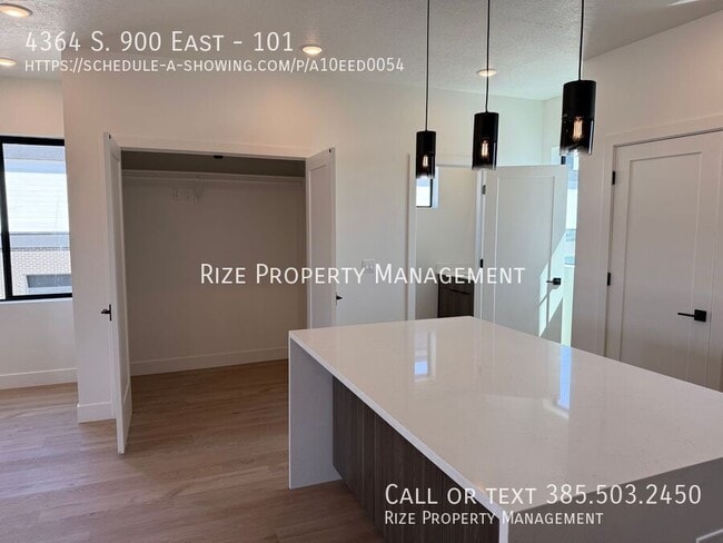 Building Photo - 4364 S 900 E