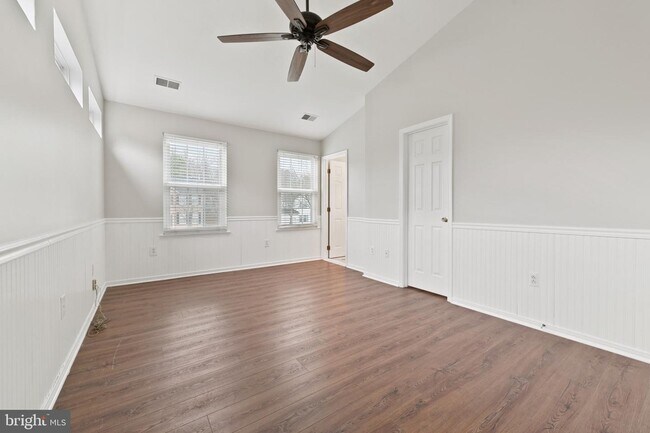 Building Photo - 7938 Jasons Landing Way