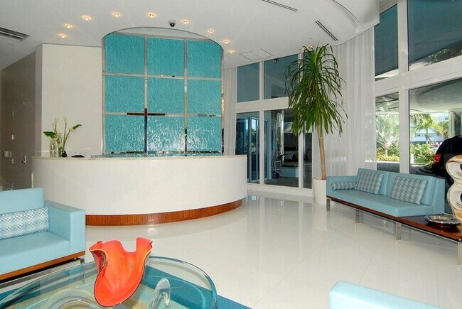 Building Photo - 2821 N Ocean Blvd