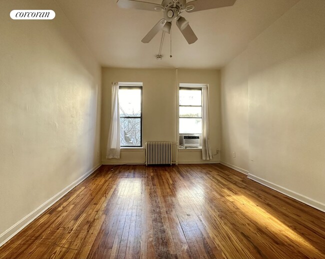 Building Photo - 444 W 49th St