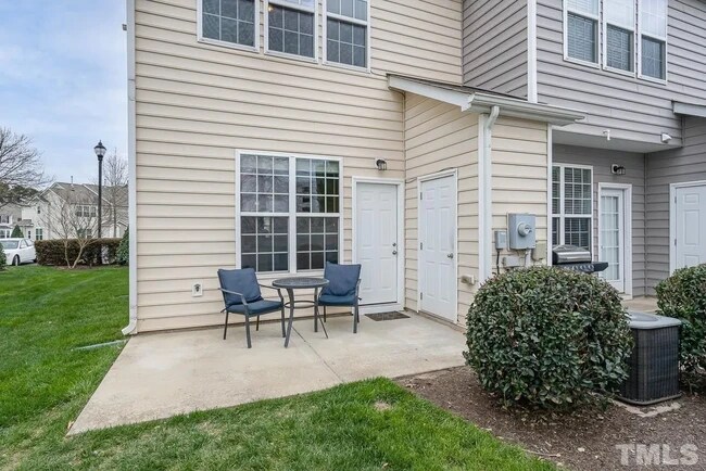 Building Photo - 866 Cupola Dr