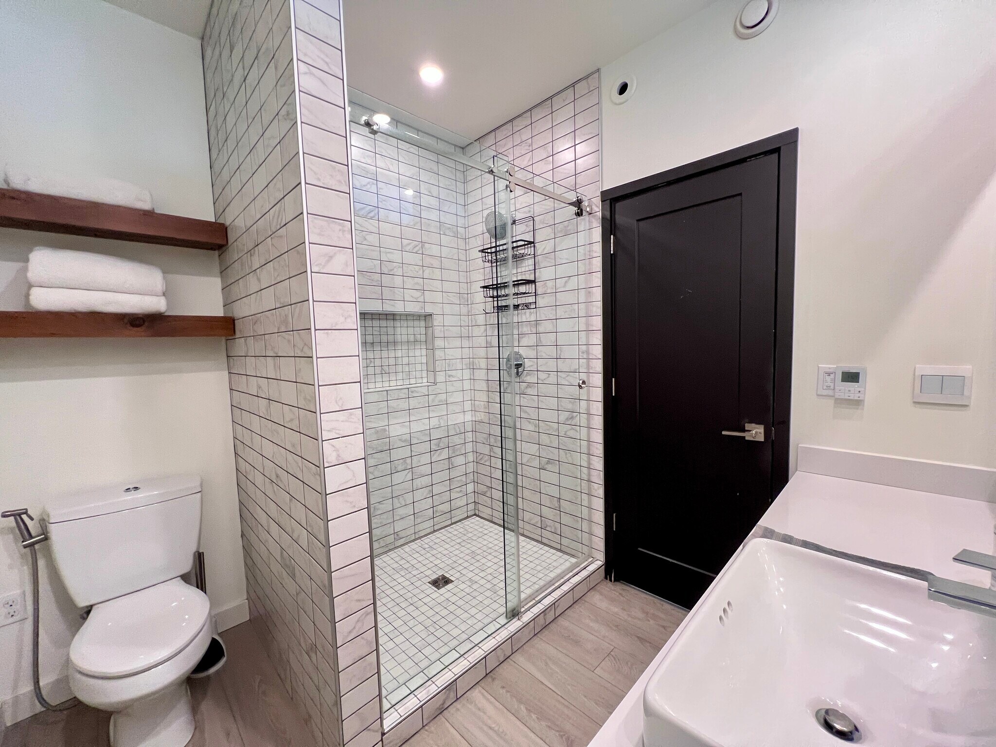 Building Photo - 803 54th St