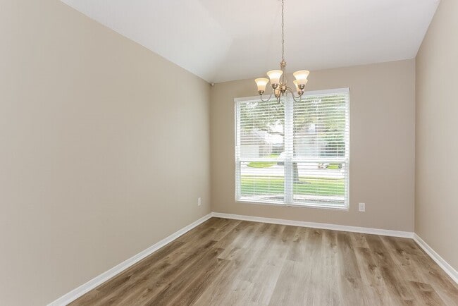 Building Photo - 17819 Yellow Birch Trail