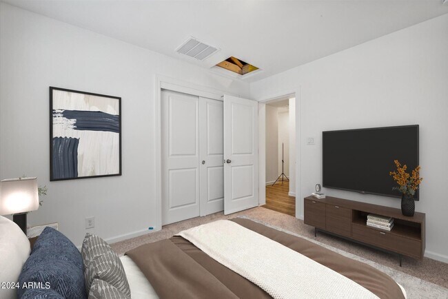 Building Photo - 7922 Magic Dr