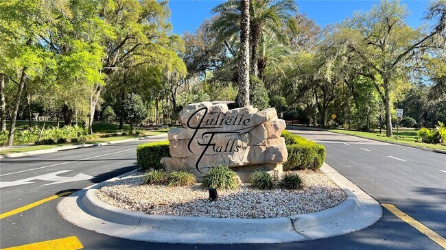 Building Photo - 6980 SW 179th Ave Rd