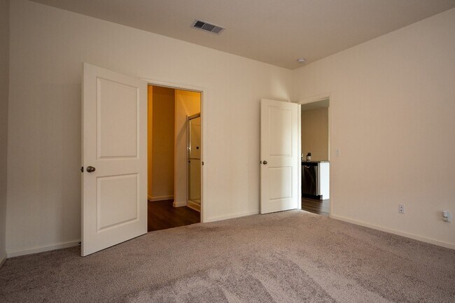 Building Photo - 5903 Grantgrala Dr