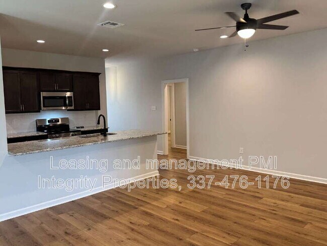 Building Photo - 213 Tatum Ln