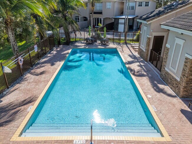 Building Photo - 851 SW 154th Path