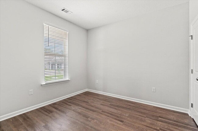 Building Photo - 111 Bartram Ridge